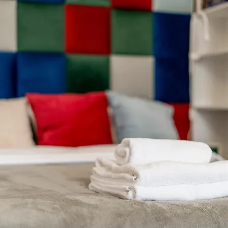 Jozefinska Deluxe By Bookinghost Apartment *